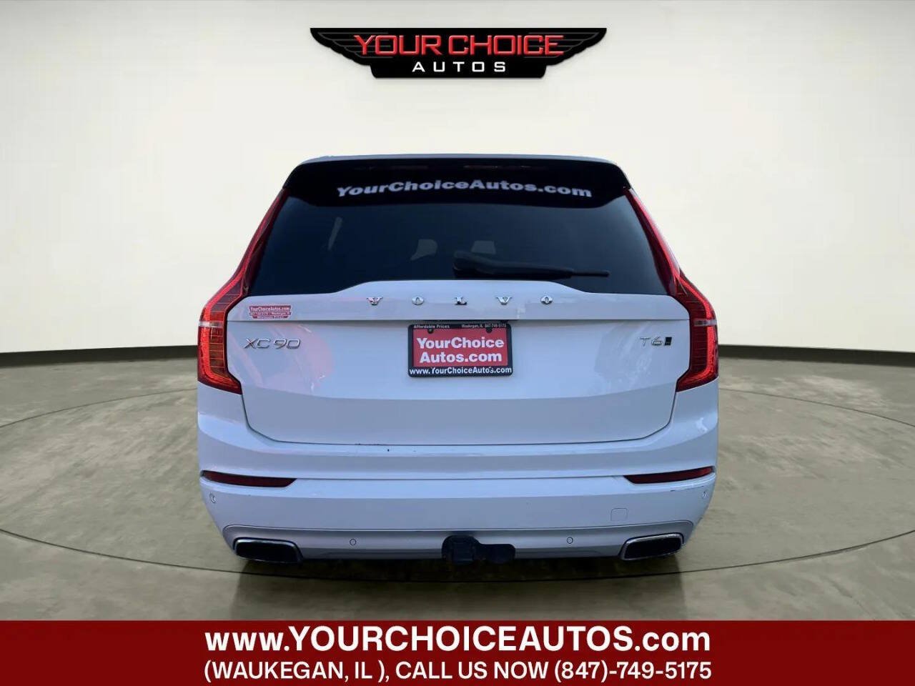 Used 2017 Volvo XC90 T6 Momentum w/ Vision Package AWD/4WD image 4