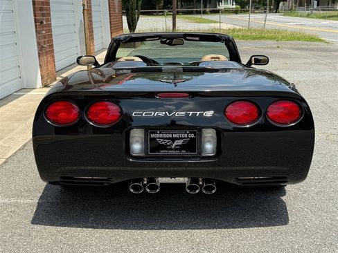 Used 2002 Chevrolet Corvette Convertible w/ Preferred Equipment Group1 image 36
