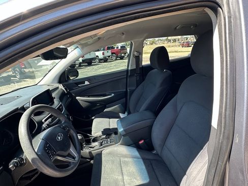 Used 2019 Hyundai Tucson Sport FWD image 10