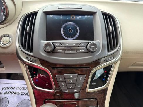 Used 2016 Buick LaCrosse Sport Touring FWD image 19