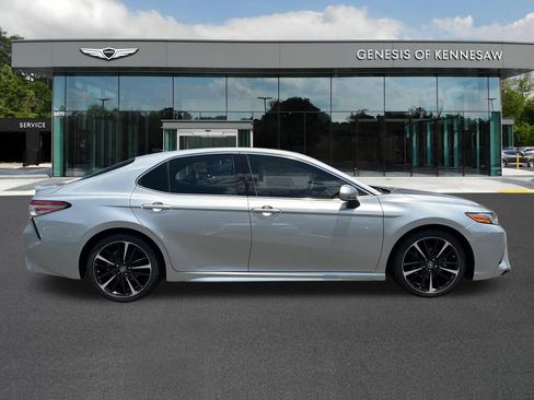 Used 2018 Toyota Camry XSE w/ Audio Package FWD image 8