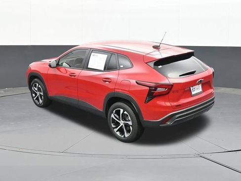 Used 2026 Chevrolet Trax RS FWD image 58