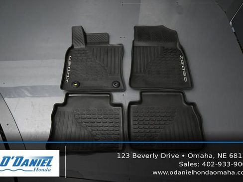 Used 2020 Toyota Camry SE FWD image 36
