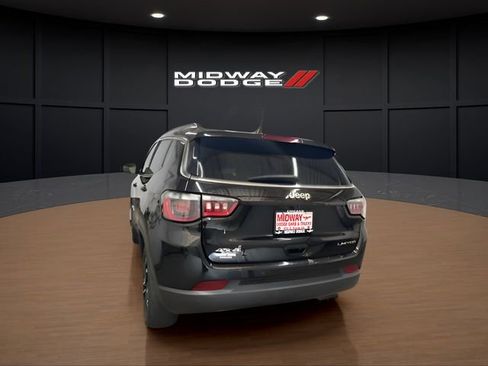 Used 2022 Jeep Compass Limited image 5