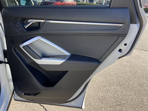 Certified 2023 Audi Q3 2.0T Premium Plus w/ Premium Plus Package image 29