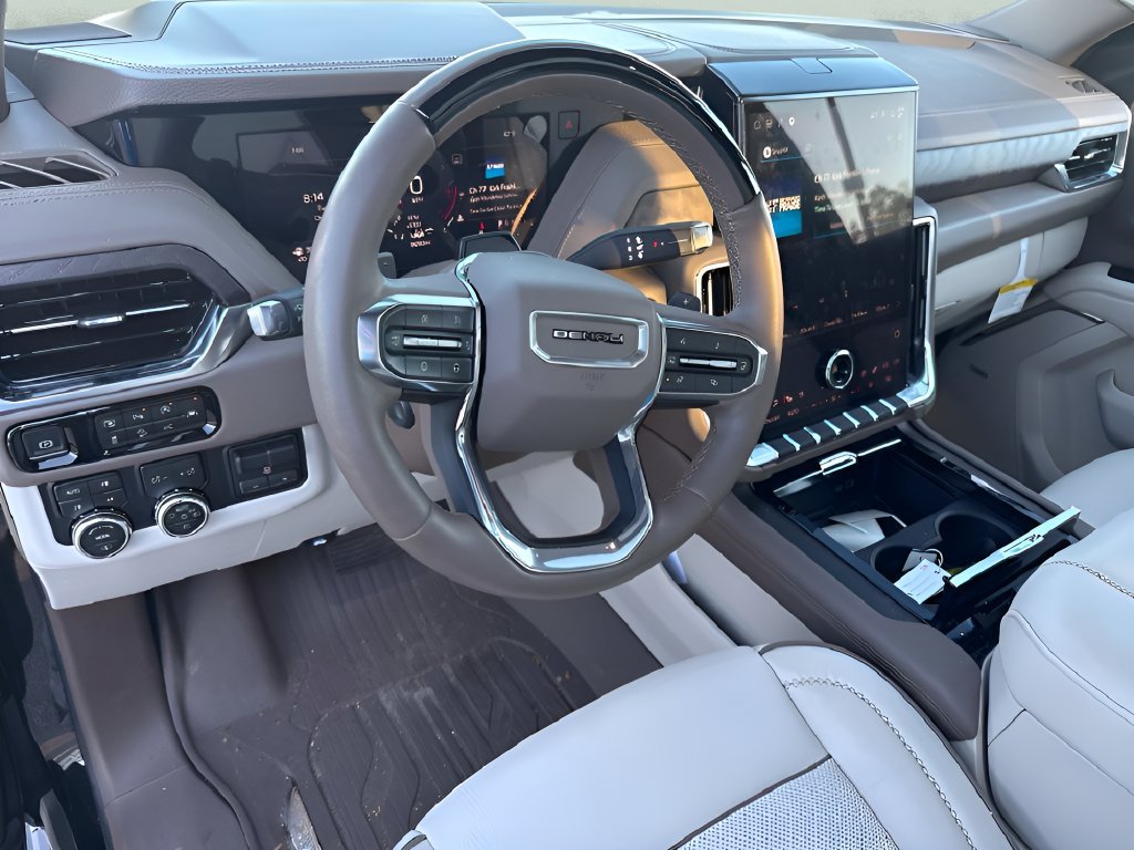 Used 2026 GMC Yukon XL Denali w/ Denali Reserve Package AWD/4WD image 12