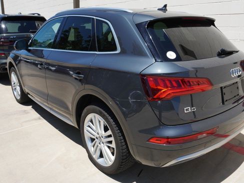 Used 2018 Audi Q5 2.0T Premium Plus w/ Premium Plus Package AWD/4WD image 7
