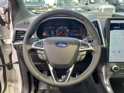 Certified 2022 Ford Edge ST w/ Equipment Group 401A AWD/4WD image 23