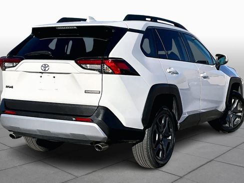 Used 2022 Toyota RAV4 Adventure image 12