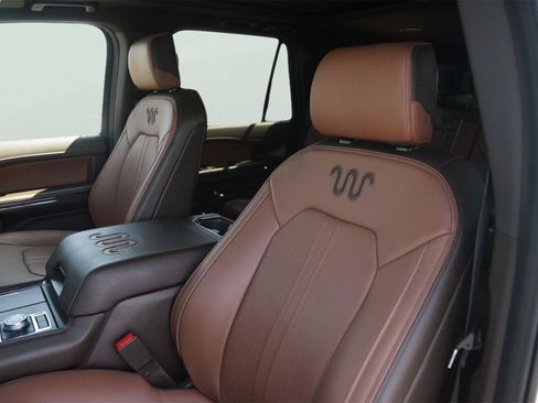 Used 2022 Ford Expedition Max King Ranch AWD/4WD image 10