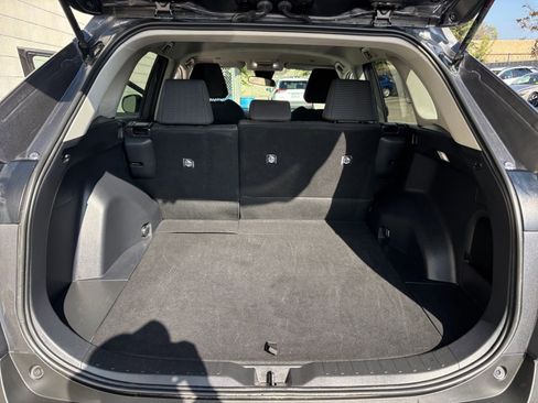 Used 2025 Toyota RAV4 LE image 31