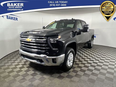 Certified 2024 Chevrolet Silverado 2500 LTZ image 5