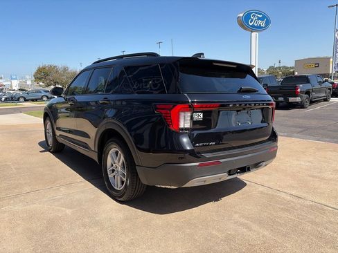 New 2026 Ford Explorer Active w/ Active Comfort Package RWD image 4