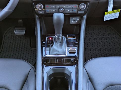 New 2026 Jeep Compass Latitude w/ Sun and Sound Group image 20