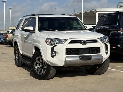 Used 2023 Toyota 4Runner TRD Off-Road Premium w/ Off Road Premium Plus Package AWD/4WD image 2