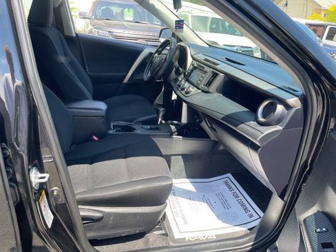 Used 2015 Toyota RAV4 LE AWD/4WD image 27