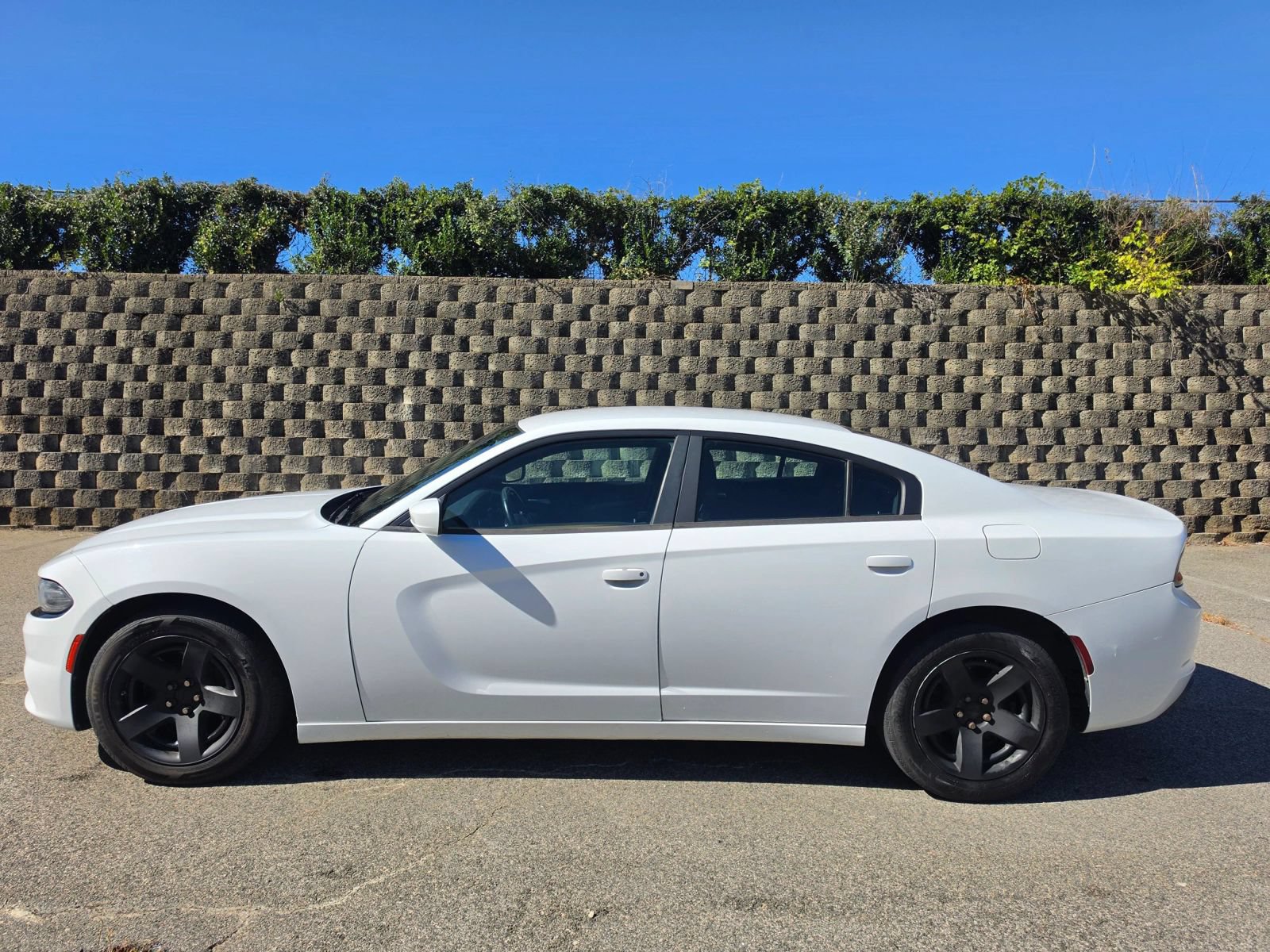 Used 2017 Dodge Charger Police RWD image 18