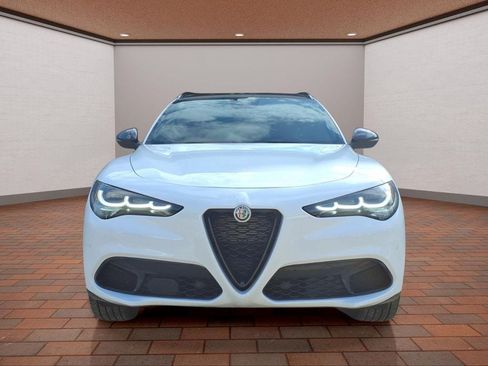 Used 2024 Alfa Romeo Stelvio Veloce AWD/4WD image 3