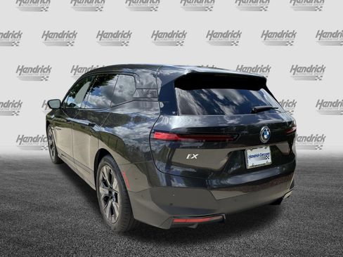 Certified 2023 BMW iX xDrive50 w/ Premium Package AWD/4WD image 8