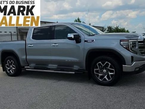 Used 2024 GMC Sierra 1500 SLT w/ SLT Premium Plus Package AWD/4WD image 2