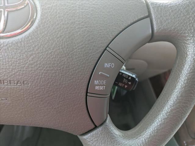 Used 2005 Toyota Camry XLE FWD image 13