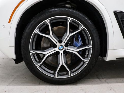 Used 2026 BMW X5 M60i image 8