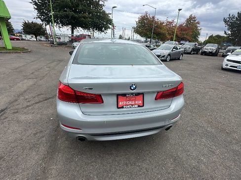 Used 2017 BMW 530i xDrive AWD/4WD image 5