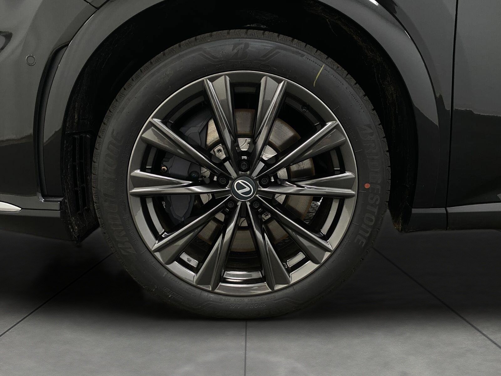 New 2026 Lexus RX 350 F Sport AWD/4WD image 12