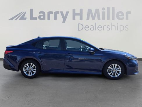 Certified 2025 Toyota Camry LE FWD image 6