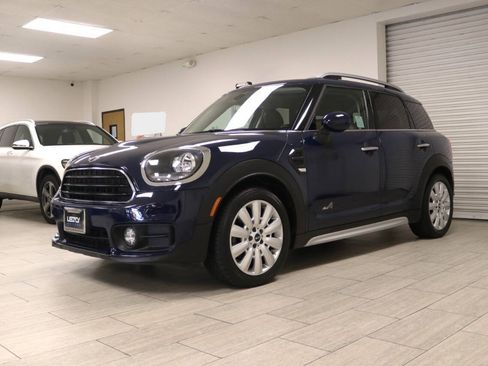 Used 2018 MINI Cooper Countryman ALL4 AWD/4WD image 3