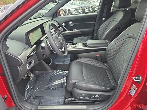 Used 2025 Genesis GV60 Performance image 25