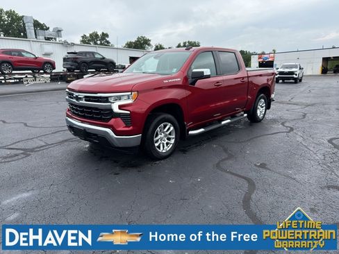 Used 2023 Chevrolet Silverado 1500 LT AWD/4WD image 2
