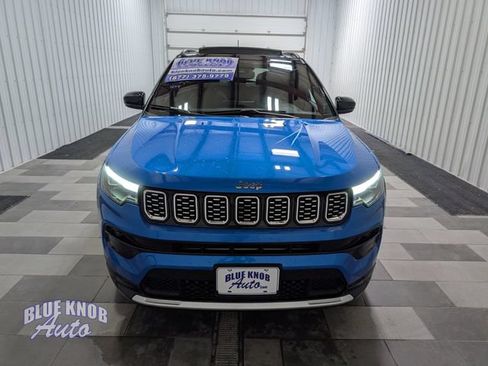 Used 2025 Jeep Compass Limited w/ Elite Group AWD/4WD image 6