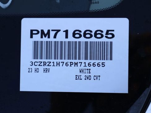 Used 2023 Honda HR-V EX-L image 7