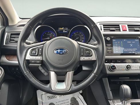 Used 2016 Subaru Outback 3.6R Limited image 17