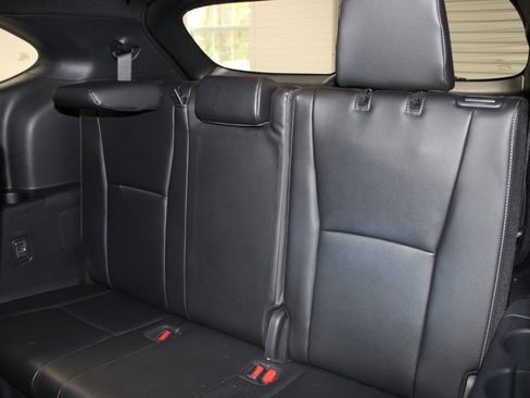 Used 2025 Toyota Highlander XSE image 19