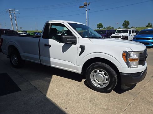 Used 2021 Ford F150 XL w/ Equipment Group 101A High RWD image 12