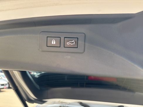 Used 2022 Subaru Outback Limited image 13