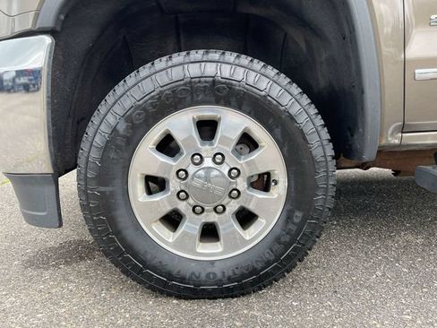 Used 2015 GMC Sierra 2500 SLT w/ Suspension Package, Off-Road AWD/4WD image 31