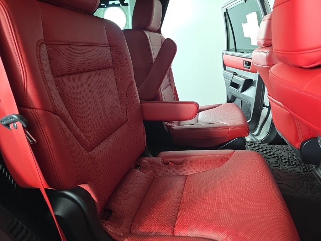 Used 2024 Toyota Sequoia TRD Pro AWD/4WD image 42