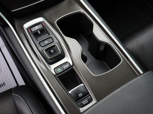 Used 2019 Honda Accord Sport image 39