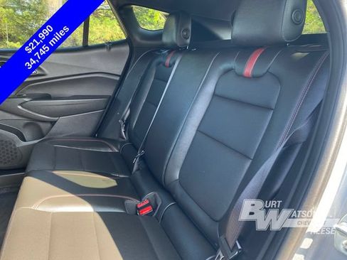 Used 2025 Chevrolet Trax RS w/ Driver Confidence Package FWD image 18