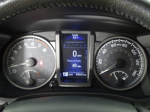 Used 2019 Toyota Tacoma SR5 image 23