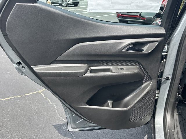 New 2027 Chevrolet Bolt LT w/ Comfort Package FWD image 21