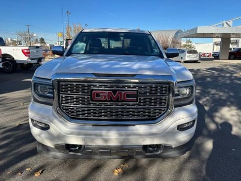 Used 2018 GMC Sierra 1500 Denali w/ Denali Ultimate Package image 4