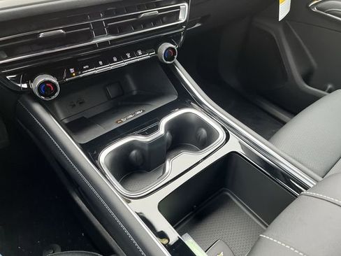 New 2026 Chevrolet Traverse LT w/ Driver Confidence Package image 22