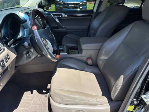 Used 2018 Lexus GX 460 Premium AWD/4WD image 15