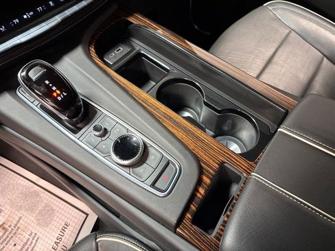 Used 2021 Cadillac Escalade Premium Luxury w/ Driver Assist Tech Package image 13