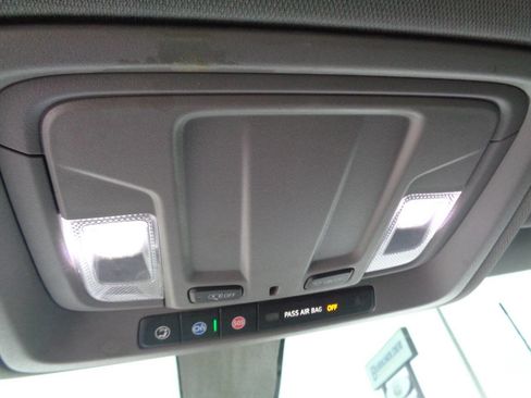 Used 2022 GMC Sierra 2500 SLE w/ SLE Convenience Package image 49