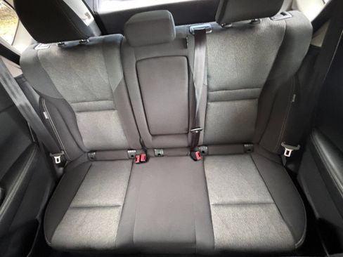 Used 2025 Nissan Rogue SV FWD image 40